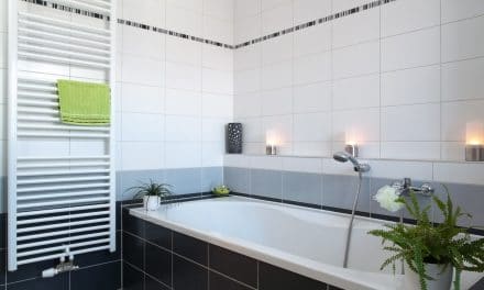 Comment disposer les carreaux dans la salle de bain ?