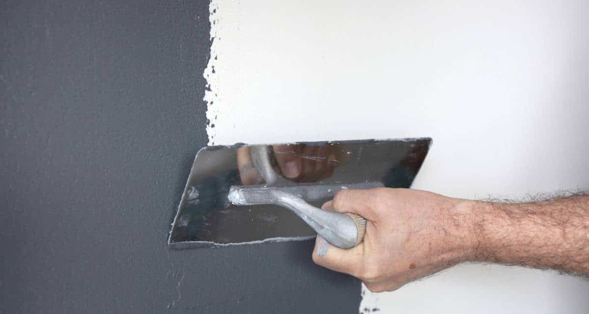 Marseille : pourquoi opter pour un spécialiste en revêtement mural ?