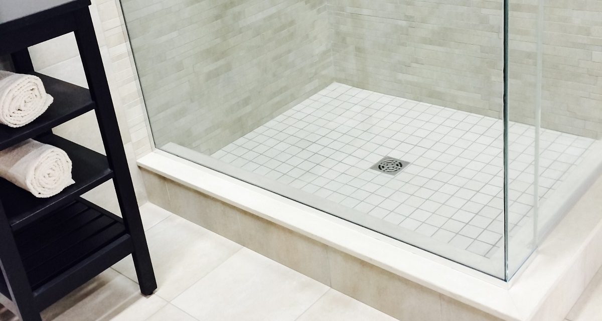 Choisir un receveur de douche en pierre sur mesure